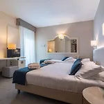 Hotel Anthony 4*