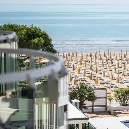 Anthony Hotel 4*