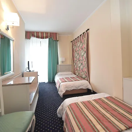 Hotel Anthony 4*