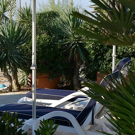 Hotel Anthony 4*