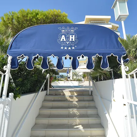 Anthony Hotel 4*
