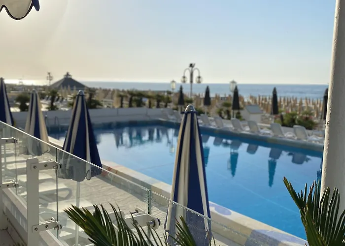 Anthony Отель Лидо-ди-Езоло